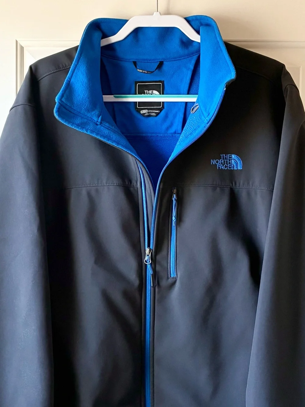 The North Face Men’s Apex Bionic Jacket Black with Blue Fleece Lining Size XXL